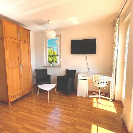 Strandnahe 100qm Mit Veranda & Balkon * Graal-Mueritz