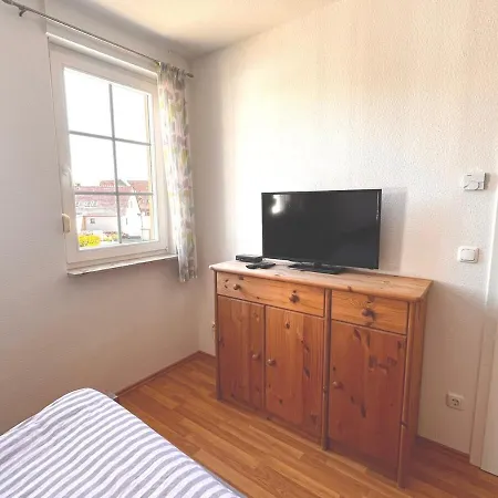 Strandnahe 100qm Mit Veranda & Balkon Graal-Mueritz