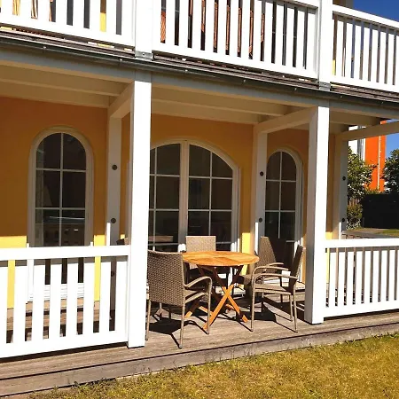 Strandnahe 100qm Mit Veranda & Balkon Apartment Graal-Mueritz