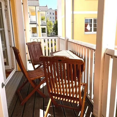 Strandnahe 100qm Mit Veranda & Balkon *