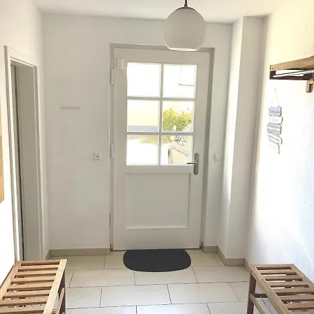 Strandnahe 100qm Mit Veranda & Balkon Graal-Mueritz