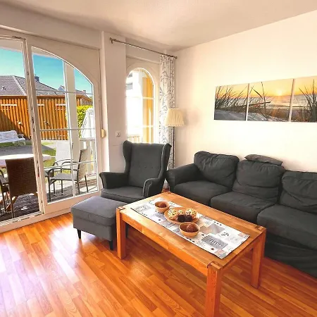 Apartment Strandnahe 100qm Mit Veranda & Balkon Graal-Mueritz